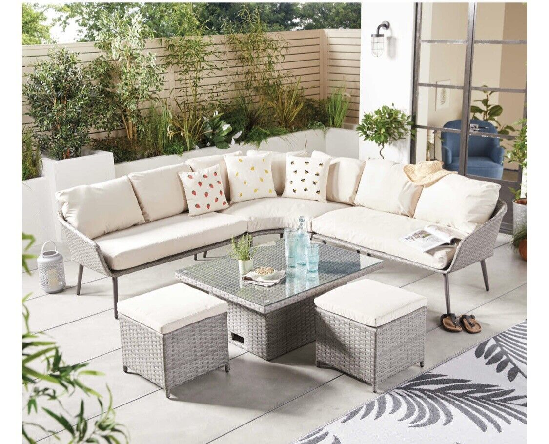 6 Person Rattan Garden Corner Sofa